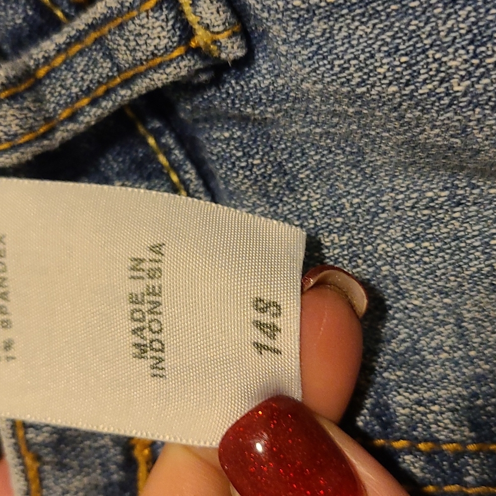 Levi's Jeans - Picture 2 of 2